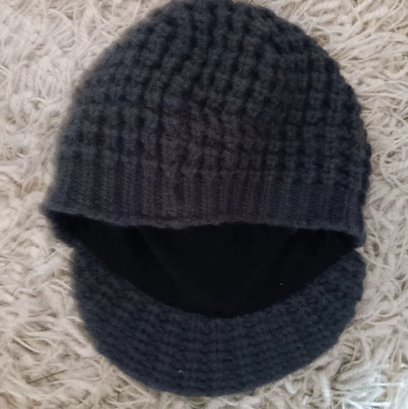 Eddie Bauer Covey Brim Beanie Hat Cap Winterwear Clothes - Picture 2 of 3